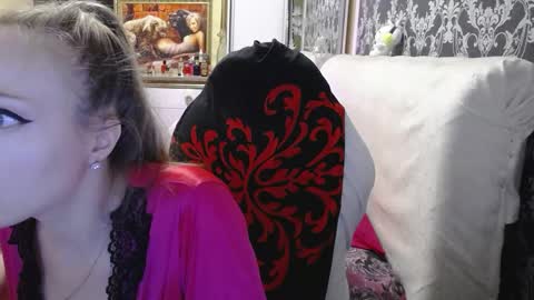Snapshot of ursecrettreasure88 chatting on May 23, 11:58 am UrSecretTreasure88 online show from May 23, 11:58 am