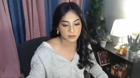 JUST CALL ME CALI online show from October 4, 5:27 am