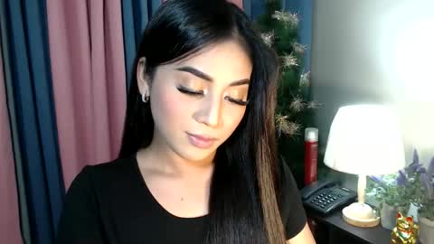 JUST CALL ME CALI online show from November 24, 12:27 pm