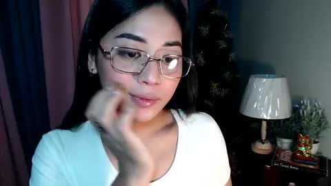 JUST CALL ME CALI online show from December 14, 3:23 am