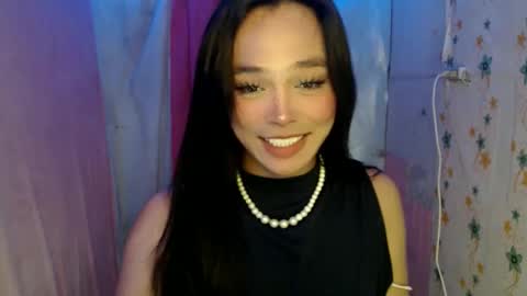 TYRA online show from March 16, 6:01 pm