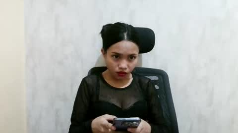 Snapshot of ursexyfantasy19 chatting on July 31, 2:22 am ursexyfantasy19 online show from July 31, 2:22 am