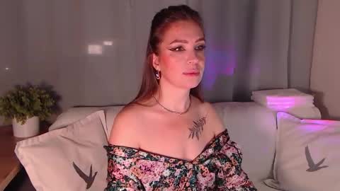 Silvia online show from December 2, 6:08 am