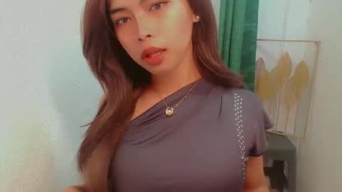 jasmine online show from April 12, 12:32 pm