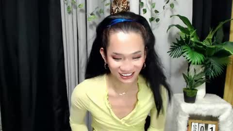ursweet_amber7 online show from August 1, 7:35 pm
