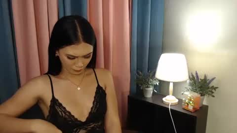 Snapshot of ursweet_gwennyxx chatting on September 30, 2:27 am JUST CALL ME GWENNY online show from September 30, 2:27 am