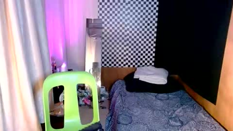 JEm online show from February 20, 6:26 am