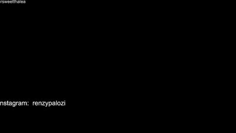 Snapshot of ursweetthalea chatting on June 11, 11:19 am Renz queen of LUST. online show from June 11, 11:19 am