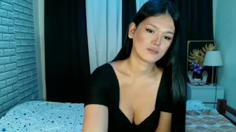 Snapshot of urthai_hotfilipinax chatting on October 3, 11:13 pm angel online show from October 3, 11:13 pm