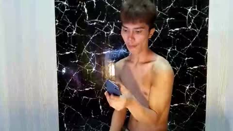 Snapshot of urtwink_jm chatting on May 27, 9:17 am mark online show from May 27, 9:17 am
