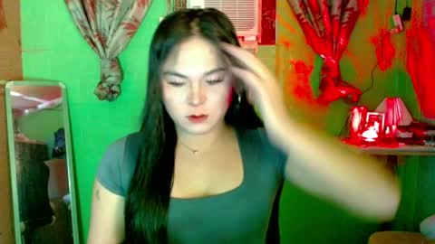 YOURGIRLCAMILLA online show from May 14, 9:05 am