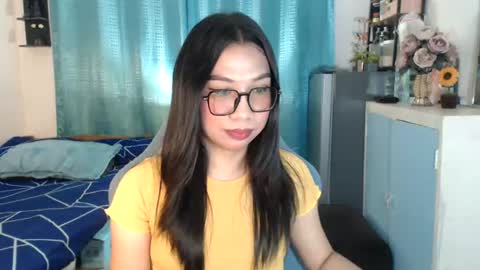 Snapshot of urwetasianprincessxx chatting on July 6, 3:03 pm Ashley Kate Mateo Gray online show from July 6, 3:03 pm