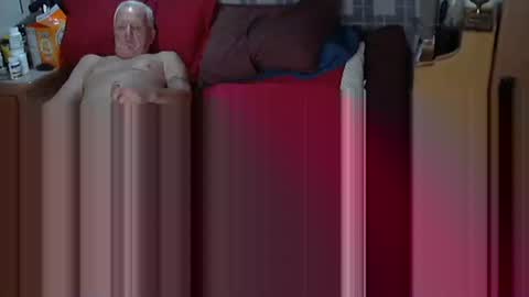 usednotbroken1 online show from January 15, 8:08 am