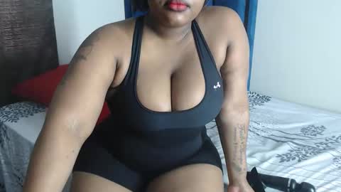 usemebbe online show from May 26, 6:53 am