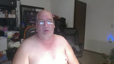 Snapshot of usgoober chatting on May 3, 12:00 pm Eric online show from May 3, 12:00 pm