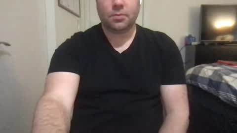 Snapshot of usguy886 chatting on February 17, 2:57 pm usguy online show from February 17, 2:57 pm