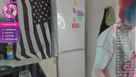 Snapshot of ustic_1 chatting on May 31, 6:09 pm Haven online show from May 31, 6:09 pm