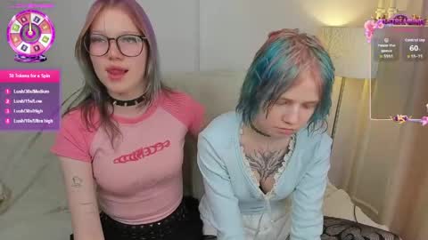 Snapshot of ustic_1 chatting on June 7, 3:49 pm Haven online show from June 7, 3:49 pm