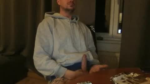 uwantitno online show from November 10, 3:16 am