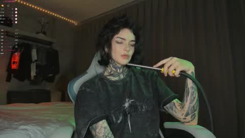 Eva online show from March 10, 6:35 pm