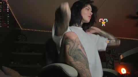 Eva online show from August 1, 9:41 am