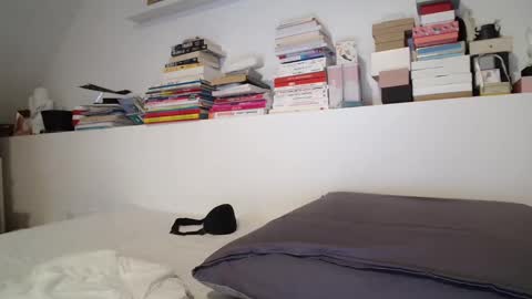 Uzkaa online show from December 4, 4:16 pm