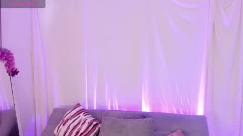 Snapshot of v1cky_ chatting on July 26, 7:10 pm v1cky_ online show from July 26, 7:10 pm