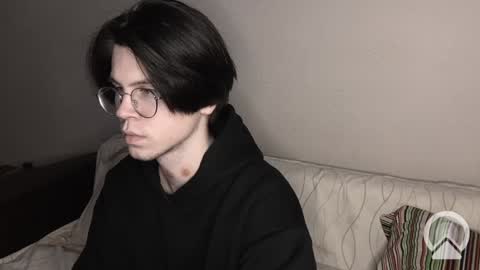 V online show from December 9, 1:13 pm