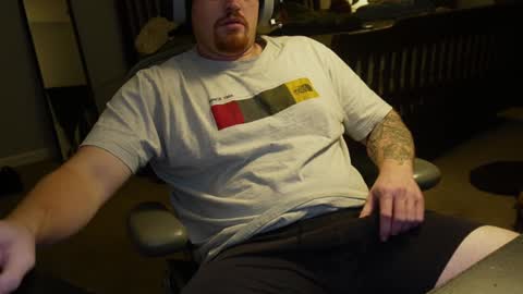 Snapshot of v_for_veng chatting on January 9, 7:31 am v_for_veng online show from January 9, 7:31 am