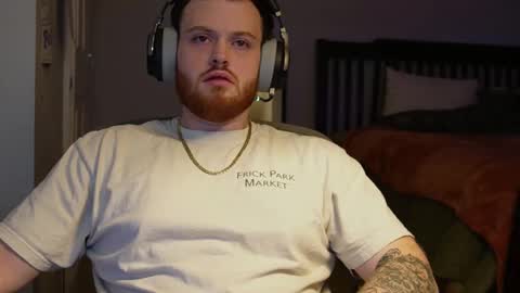 Snapshot of v_for_veng chatting on February 16, 7:37 am v_for_veng online show from February 16, 7:37 am