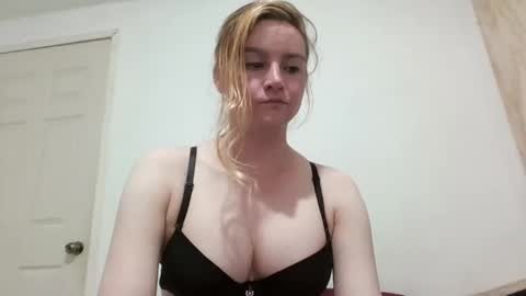 Snapshot of vagimosa chatting on September 9, 3:28 am vagimosa online show from September 9, 3:28 am