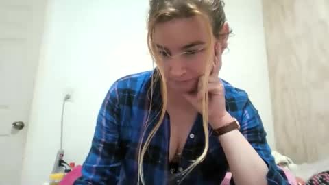 Snapshot of vagimosa chatting on October 24, 9:00 pm vagimosa online show from October 24, 9:00 pm