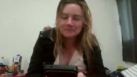 Snapshot of vagimosa chatting on February 2, 12:31 am vagimosa online show from February 2, 12:31 am