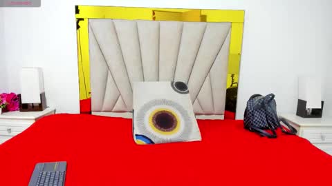 Snapshot of vahiolet_fuentes chatting on November 6, 3:07 am vahioleth online show from November 6, 3:07 am