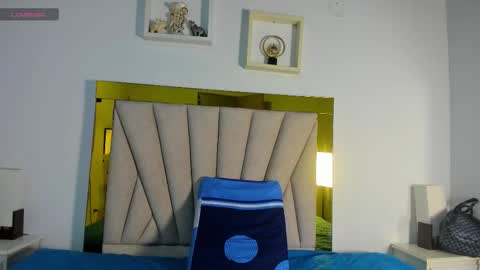 Snapshot of vahiolet_fuentes chatting on November 19, 3:06 am vahioleth online show from November 19, 3:06 am