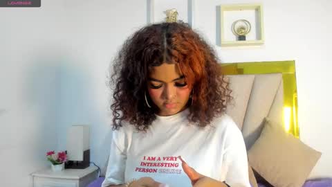 Snapshot of vahiolet_fuentes chatting on January 7, 2:58 am vahioleth online show from January 7, 2:58 am