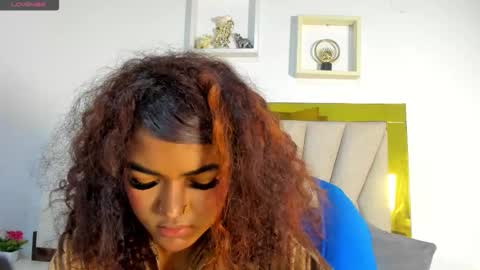 Snapshot of vahiolet_fuentes chatting on January 17, 3:00 am vahioleth online show from January 17, 3:00 am