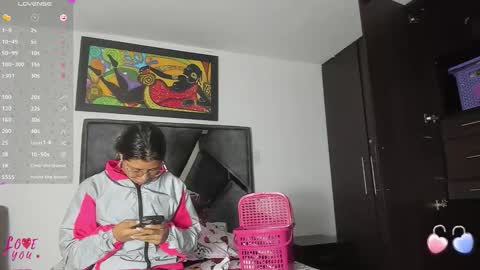 Vahiolet smith online show from November 5, 3:28 am