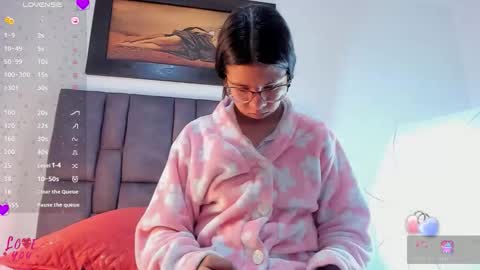 Vahiolet smith online show from February 27, 3:17 am