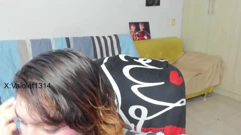 Vaiolet1314 online show from February 16, 3:26 am