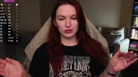 Val online show from March 15, 9:10 pm