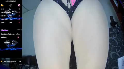 Snapshot of vale_bunny chatting on October 24, 2:52 am Valery online show from October 24, 2:52 am