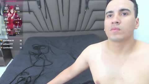 Snapshot of vale_n_matt chatting on September 24, 4:05 am Samantha y Matt online show from September 24, 4:05 am