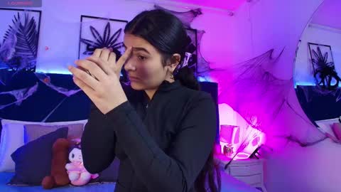 Tifanny  online show from October 27, 8:02 pm