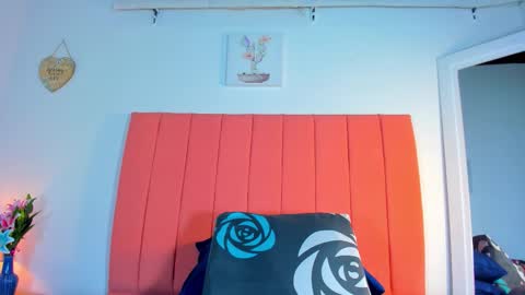 VALENTINA  3 online show from September 9, 12:05 pm