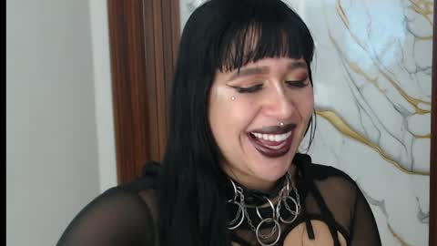 valen_ross7 online show from April 7, 9:21 am