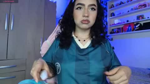 valentina online show from April 29, 3:43 am