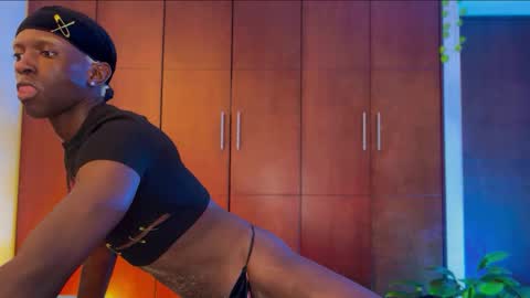   Valentin  independent Cam Boy     online show from December 3, 12:13 am