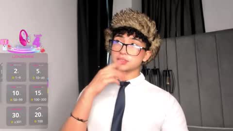 Valentin0 online show from October 27, 11:58 am