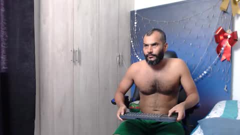 Valentine online show from December 11, 5:37 pm